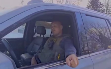 'I'll erase your voice': ICE agent's threat caught on camera