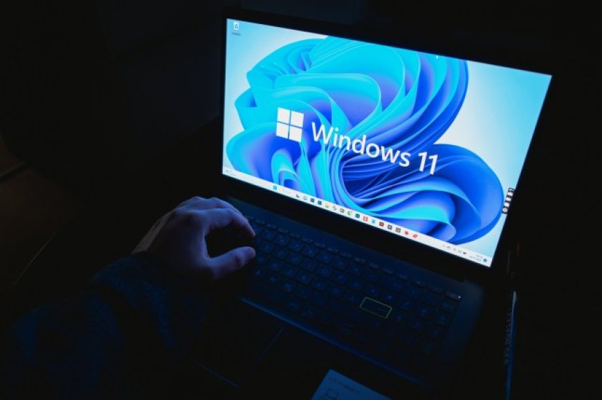 Microsoft issues rare emergency update to fix Outlook crashes after January patch