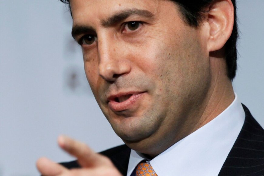 Trump names former Federal Reserve official Warsh as the next Fed chair to replace Powell