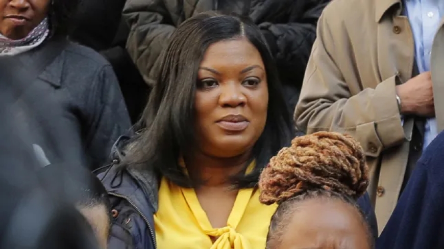 Tova Noel: Guard who found Epstein dead in cell received mystery payments